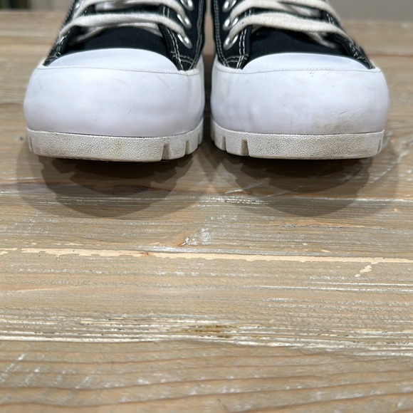 Converse Chuck Taylor All Star Lugged High Tops - Picture 8 of 14